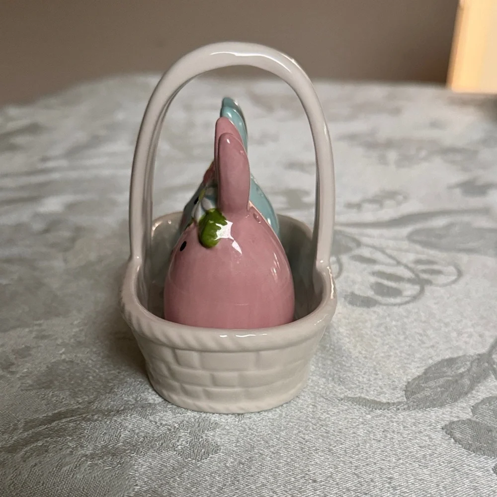 Ceramic Bunny Salt & Pepper Shaker Set in Pink and Light Blue